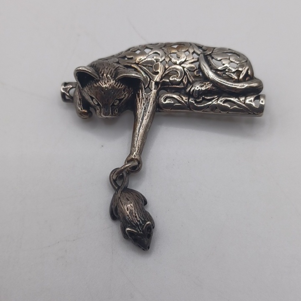 Jezlaine Sterling Silver Cat With Dangling Mouse Brooch - Picture 4 of 6